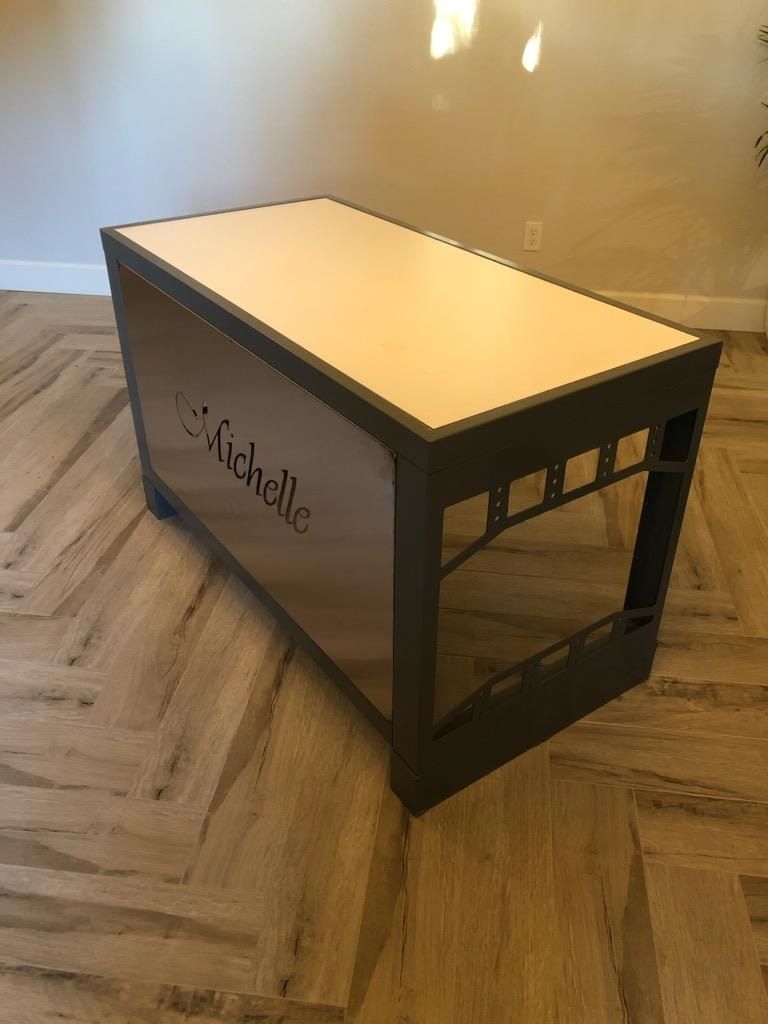 Custom merchandising display by Creative Display Works