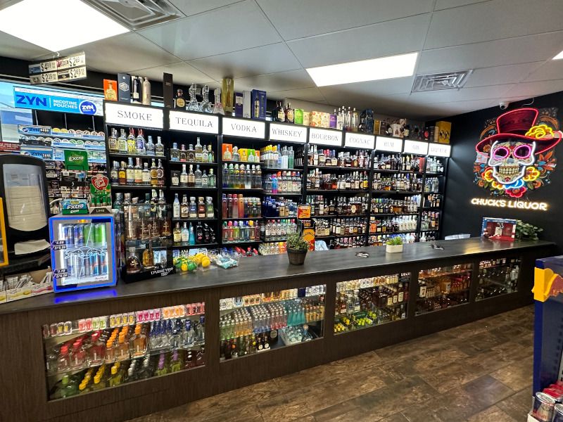 Liquor Cabinets thumbnail 5